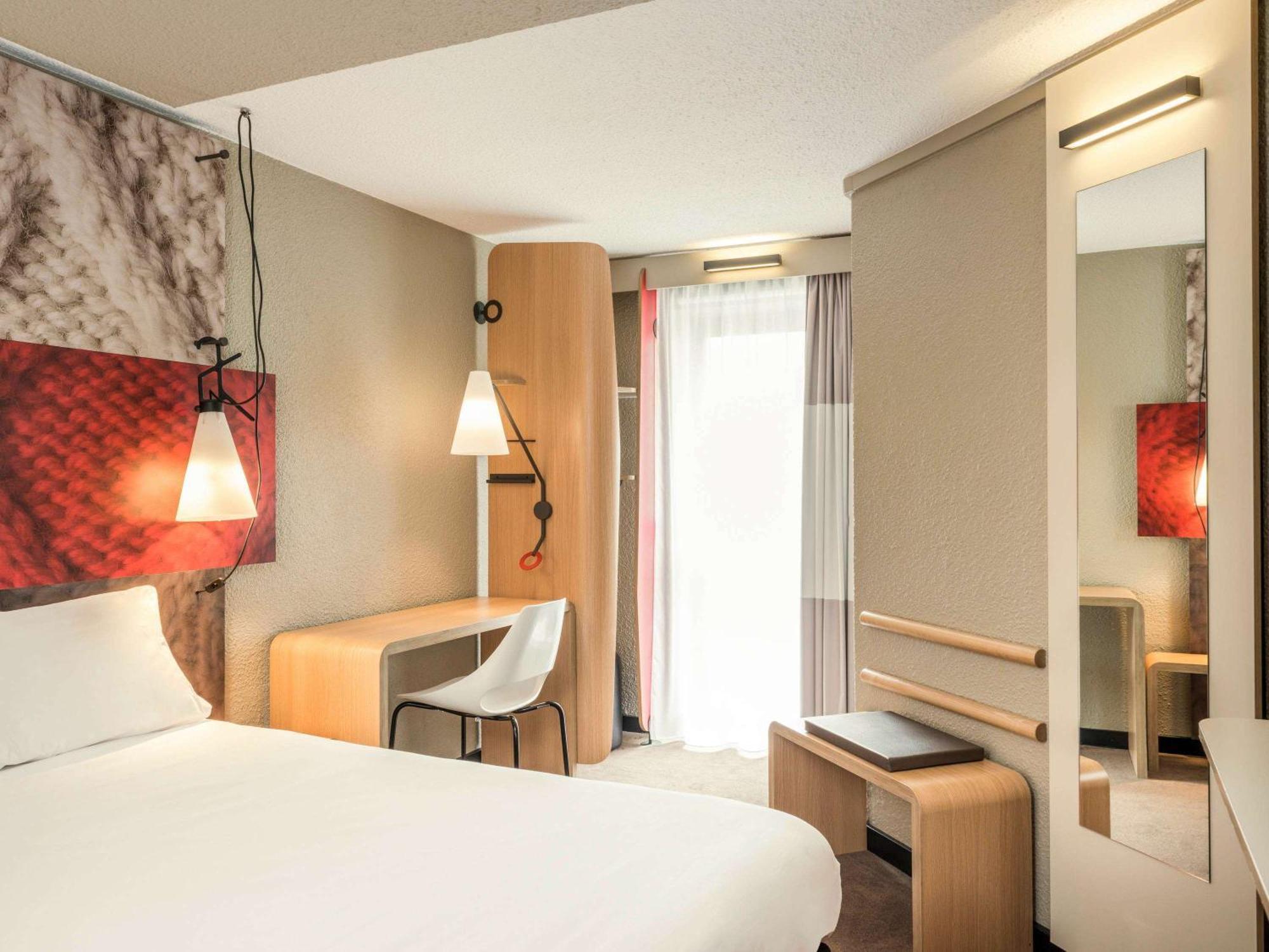 Ibis Paris Gare Montparnasse 15Eme Hotel Bagian luar foto